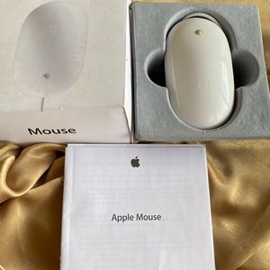 Apple Mouse